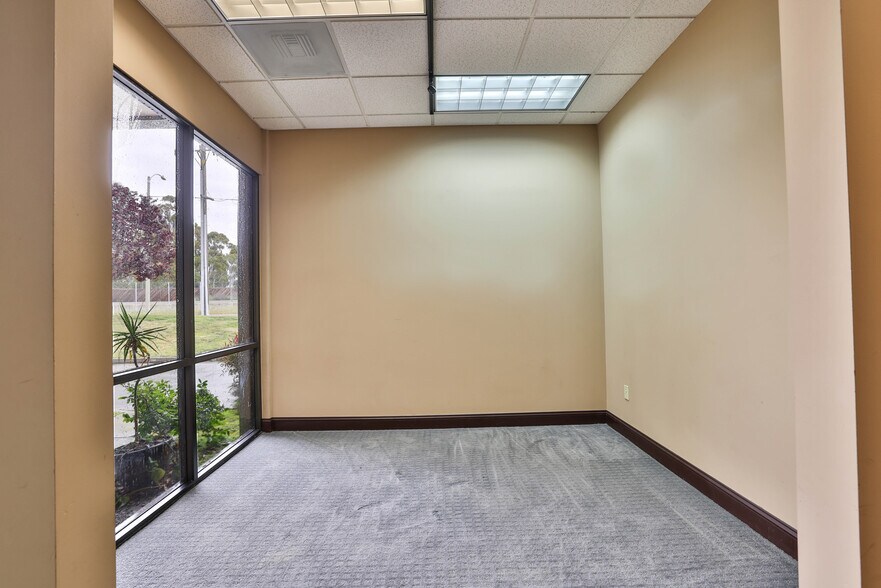 More Photos Of 1160 Mountain View Alviso Rd, Sunnyvale Office For Lease
