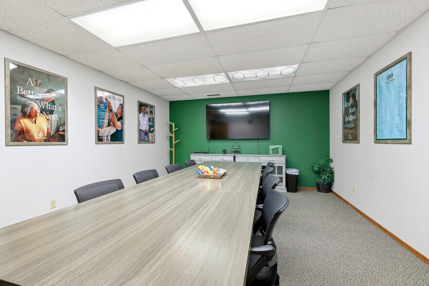 More Photos Of 1840 Post Rd, Plover Storefront Retail Office For Sale