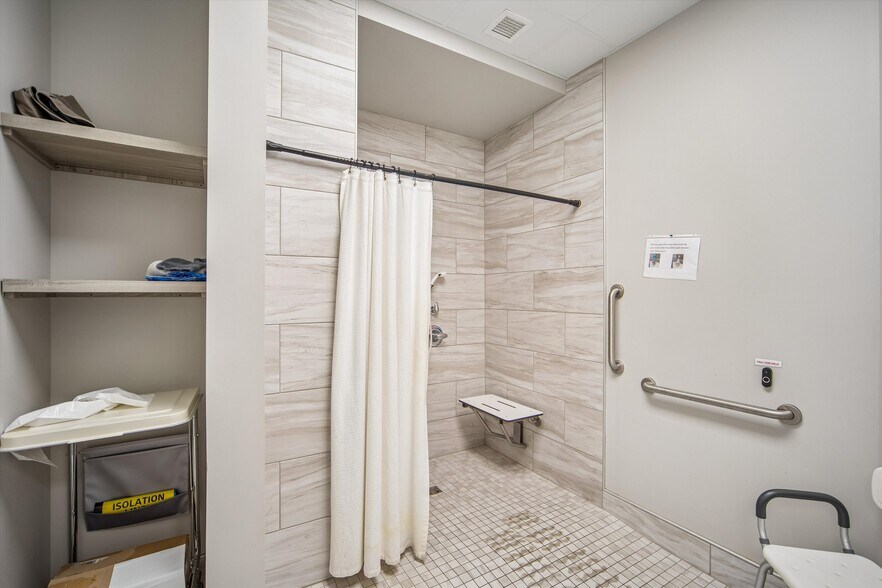 More Photos Of 801 NE Venture Dr, Waukee Daycare Center For Sale