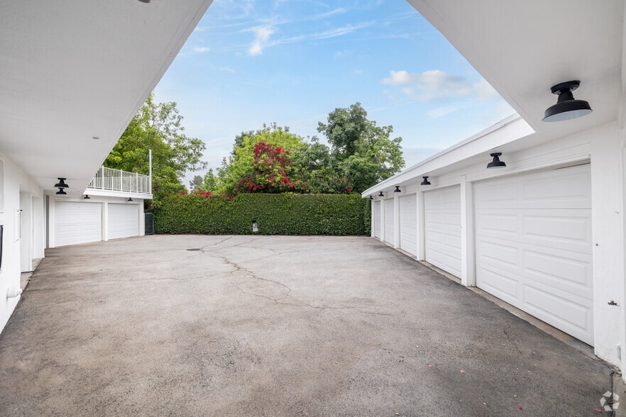 More Photos Of 200-202 E Huntington Dr, Alhambra Apartments For Sale