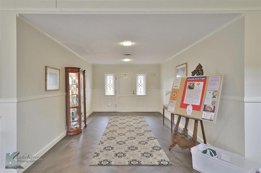 More Photos Of 3425 S 14th St, Abilene Lodge Meeting Hall For Sale