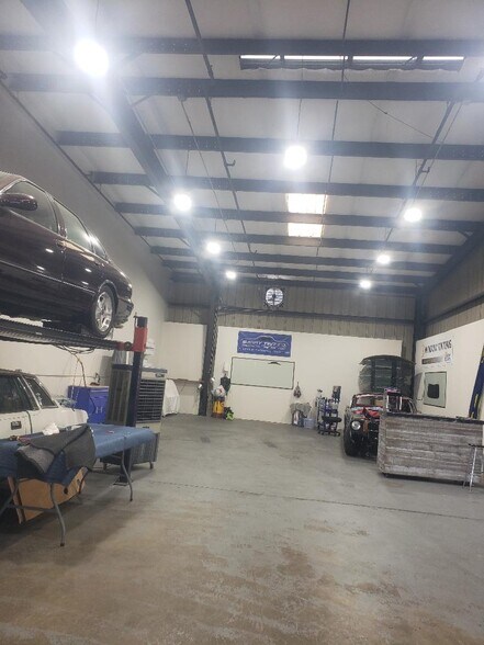 More Photos Of 1128 Sibley St, Folsom Warehouse For Lease