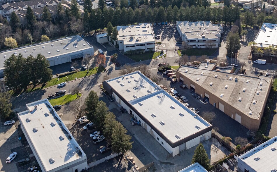 More Photos Of 522 Martin Ave, Rohnert Park Distribution For Lease