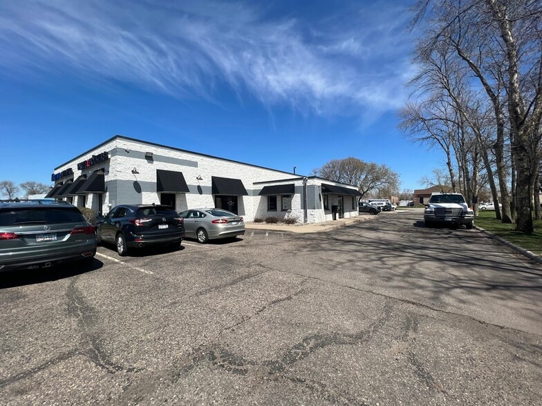 Primary Photo Of 9240 NE Baltimore St, Blaine Warehouse For Lease
