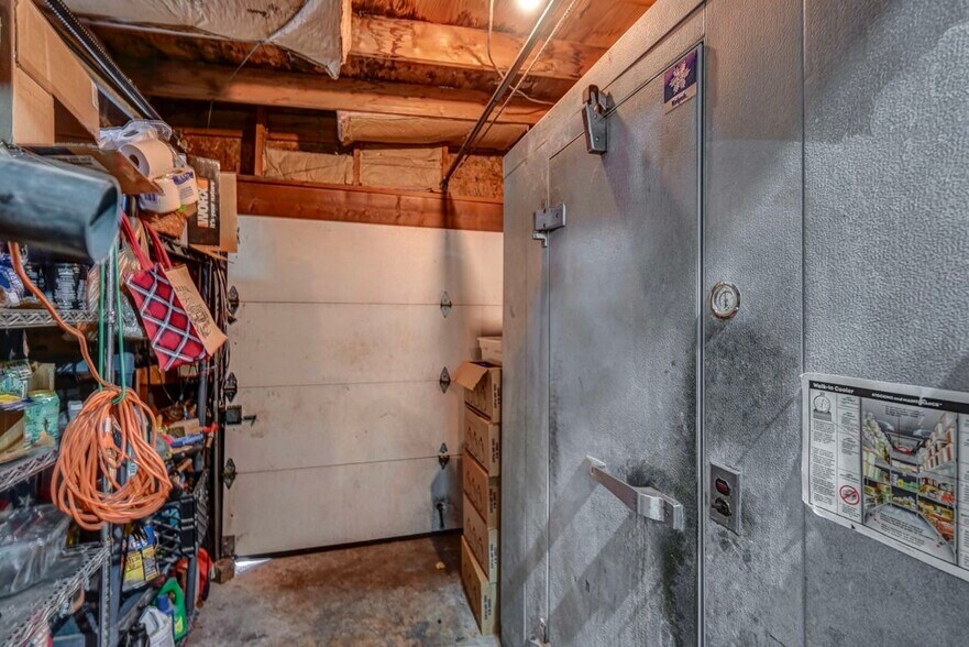 More Photos Of 501 Main St, Honesdale Restaurant For Sale