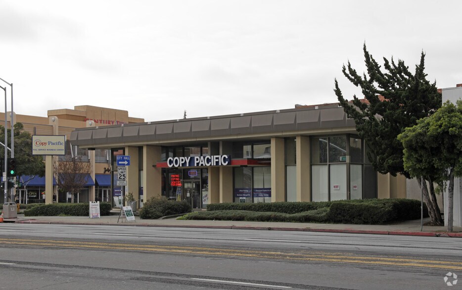 More Photos Of 1090 B St, Hayward Freestanding For Lease