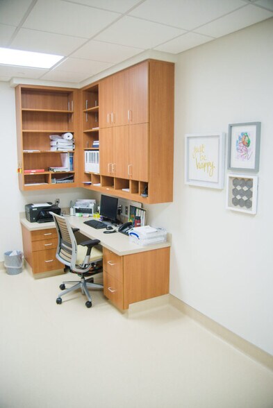 More Photos Of 4331 43rd St, North Little Rock Medical For Sale