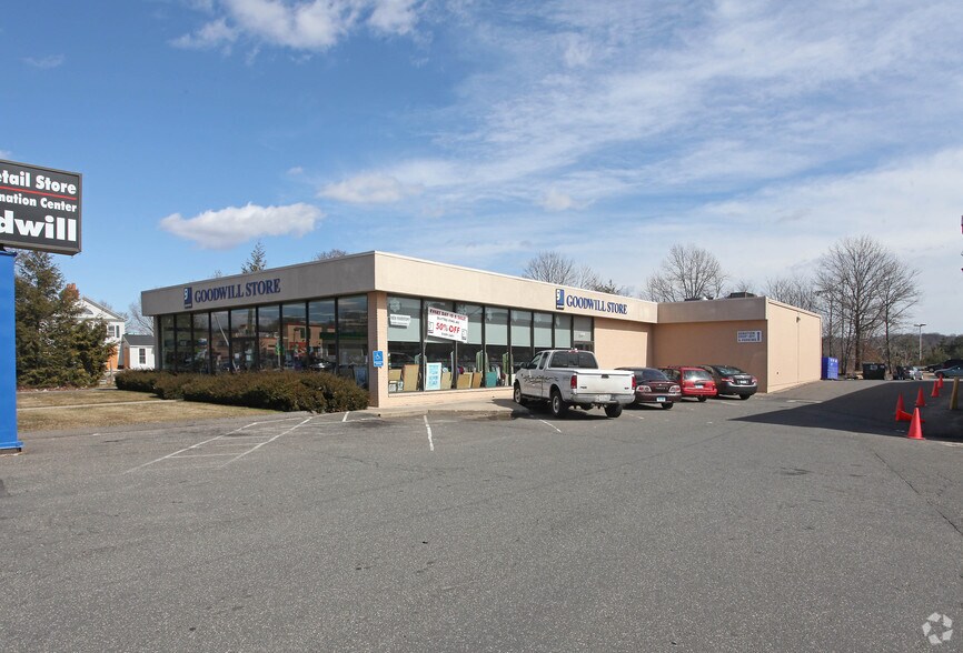Primary Photo Of 2369 Dixwell Ave, Hamden Freestanding For Lease