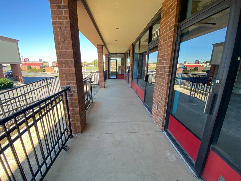 More Photos Of 100 Walkers Village Way, Walkersville General Retail For Lease