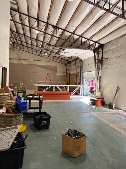 More Photos Of 6256 34th Ave NW, Rochester Warehouse For Sale