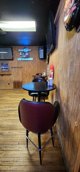 More Photos Of 701 N Martin Luther King Jr Hwy, Mexia Restaurant For Sale