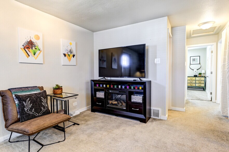 More Photos Of 6160 W 17th Ave, Lakewood Apartments For Sale