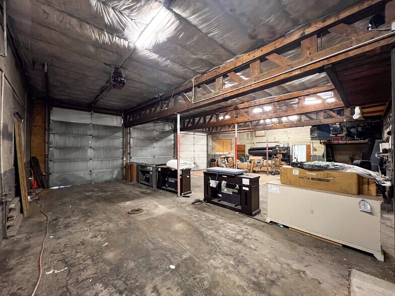 More Photos Of 435 N Main St, Helper Warehouse For Lease