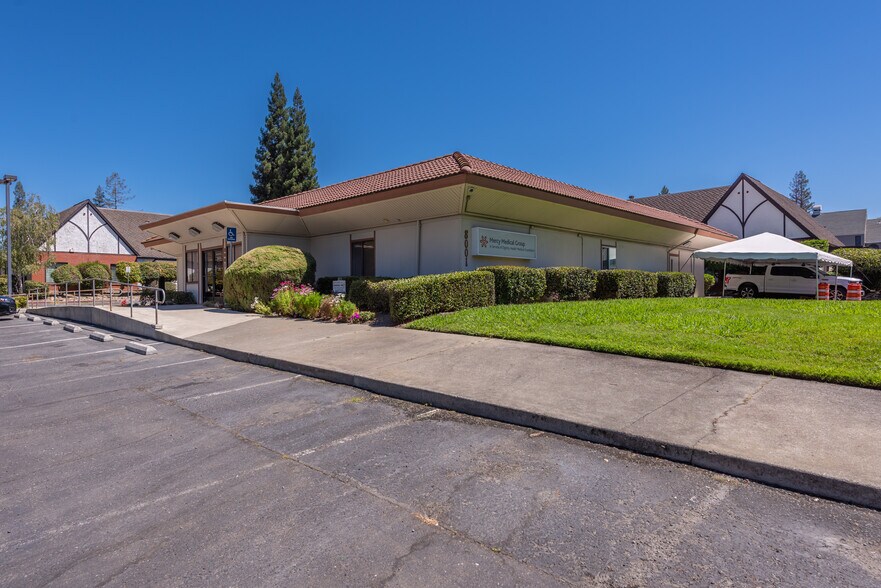 More Photos Of 8001 Madison Ave, Citrus Heights Medical For Sale