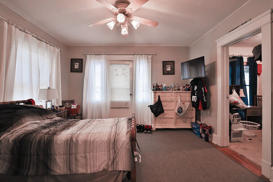 More Photos Of 3126 W 86th St, Cleveland Rehabilitation Center For Sale