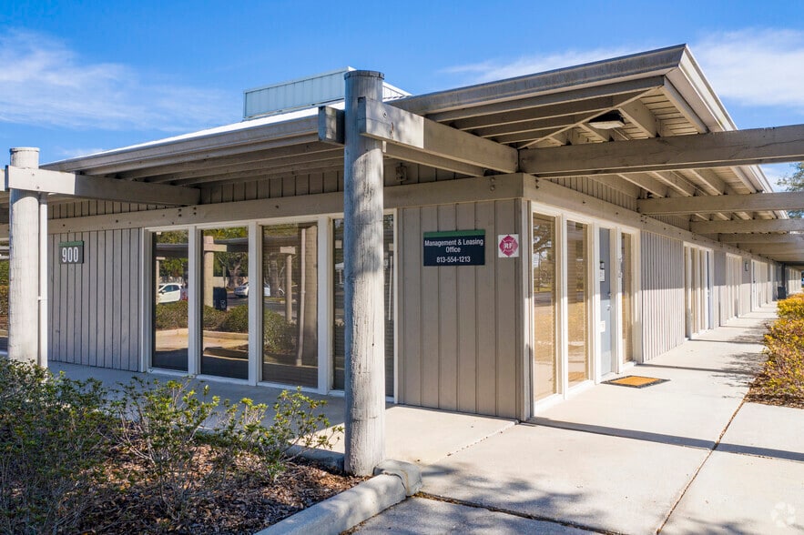 More Photos Of 2901 W Busch Blvd, Tampa Unknown For Lease