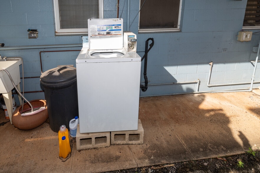 More Photos Of 231 Lehua St, Wahiawa Multifamily For Sale