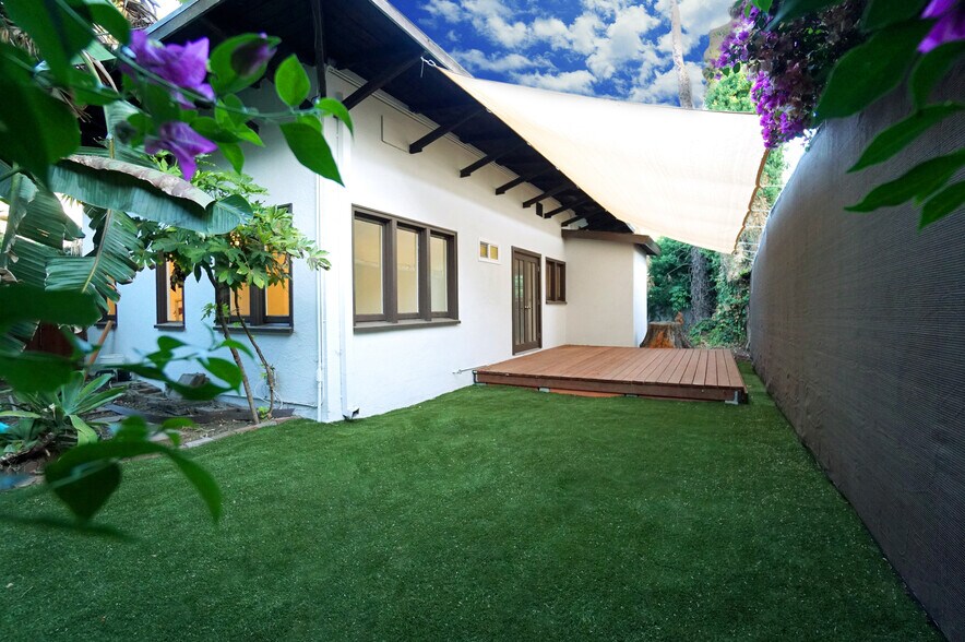 More Photos Of 6043-6053 Selma Ave, Los Angeles Apartments For Sale