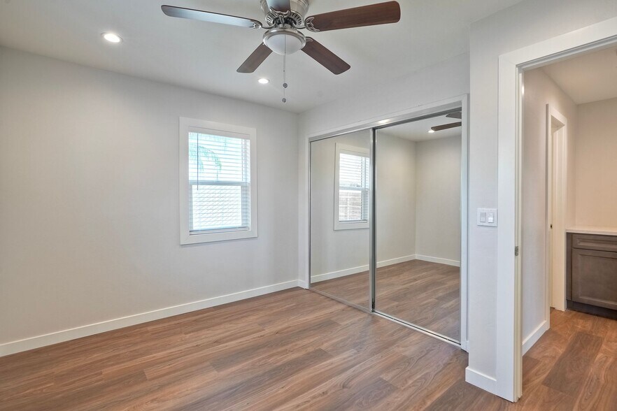More Photos Of 1045 Main St, Ramona Freestanding For Lease