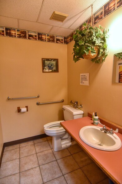 More Photos Of 1822 S Main St, Rice Lake Office Residential For Sale