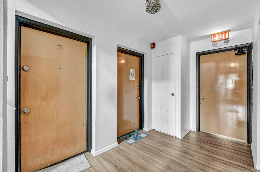 More Photos Of 885 S Green Rd, Cleveland Apartments For Sale