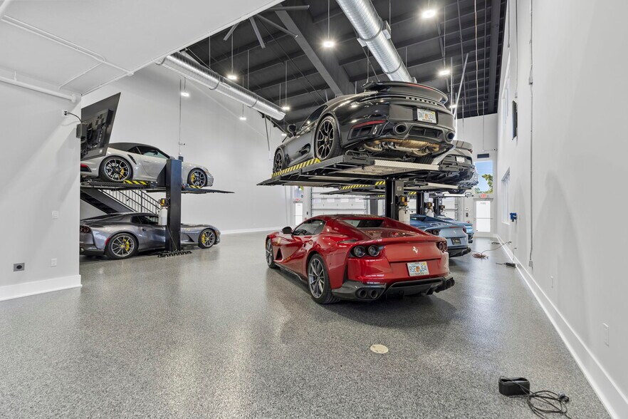 More Photos Of 3584 Plover, Naples Warehouse For Sale