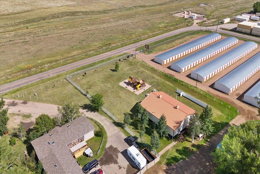 More Photos Of 1902 Avenue C, Cheyenne Self Storage For Lease