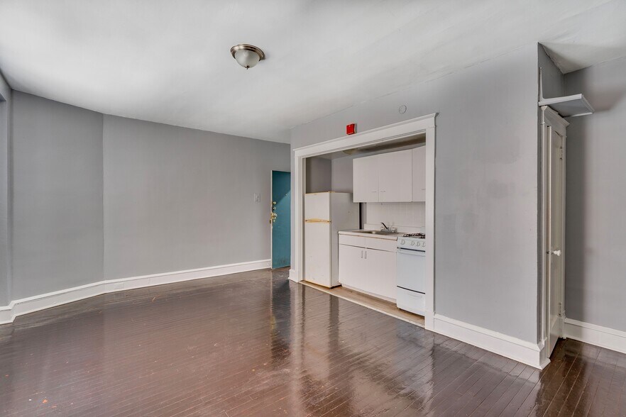 More Photos Of 130-146 Garrett Rd, Upper Darby Township Apartments For Sale