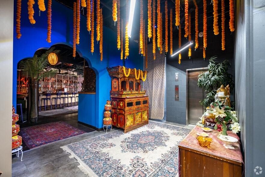 More Photos Of 2462-2472 Riopelle St, Detroit Storefront Retail Office For Sale