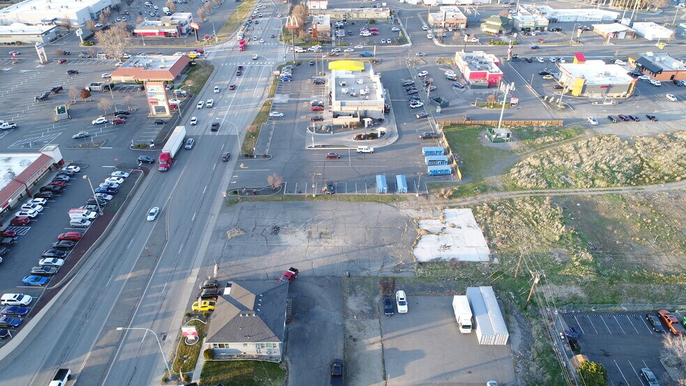 More Photos Of 115 S Ely St, Kennewick Land For Sale