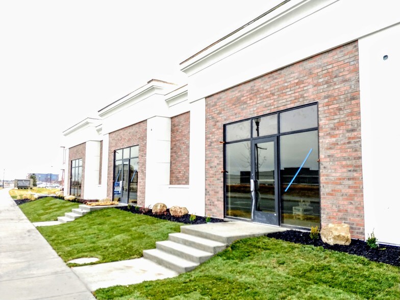 More Photos Of 1780 W 700 N, Lindon Office For Lease