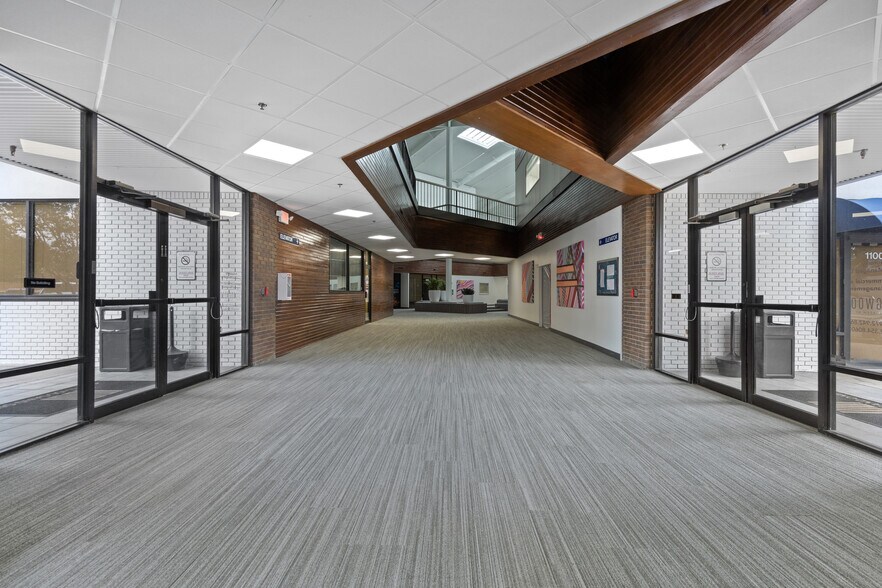 More Photos Of 1001 Cross Timbers Rd, Flower Mound Coworking Space
