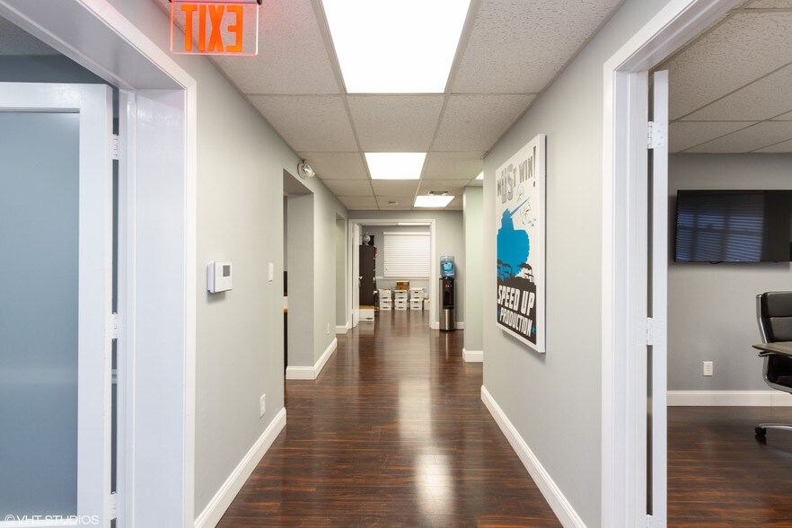 More Photos Of 212 SE 8th St, Fort Lauderdale Office Residential For Sale