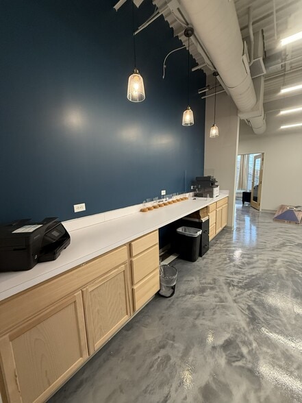 More Photos Of 767 E Brookhaven Cir E, Memphis Medical For Lease