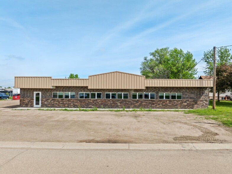 Primary Photo Of 4415 Burdick Expy E, Minot Office For Lease