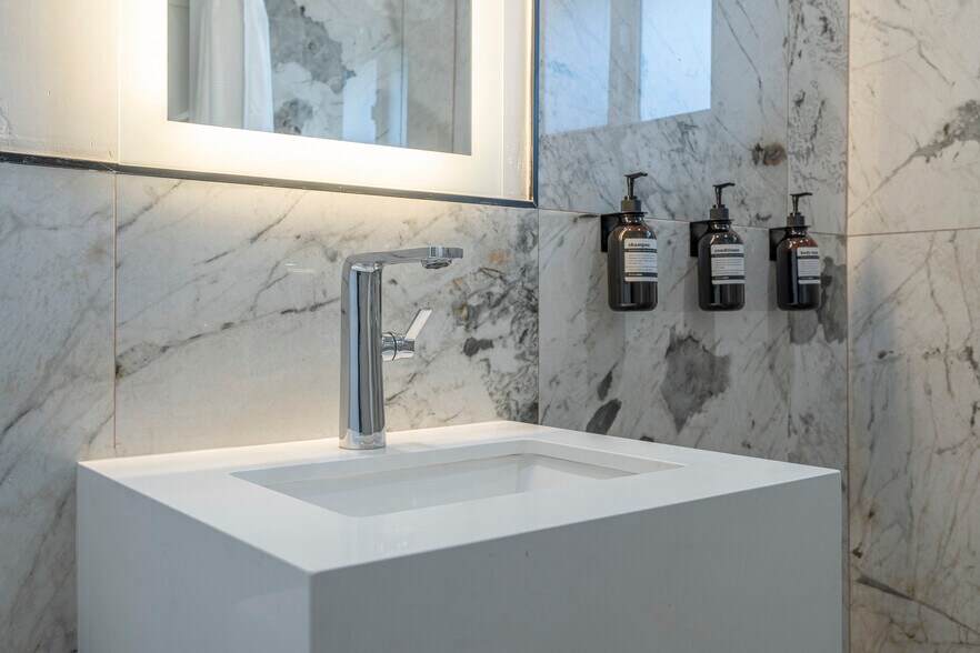 More Photos Of 1534 W Osborn Rd, Phoenix Apartments For Sale