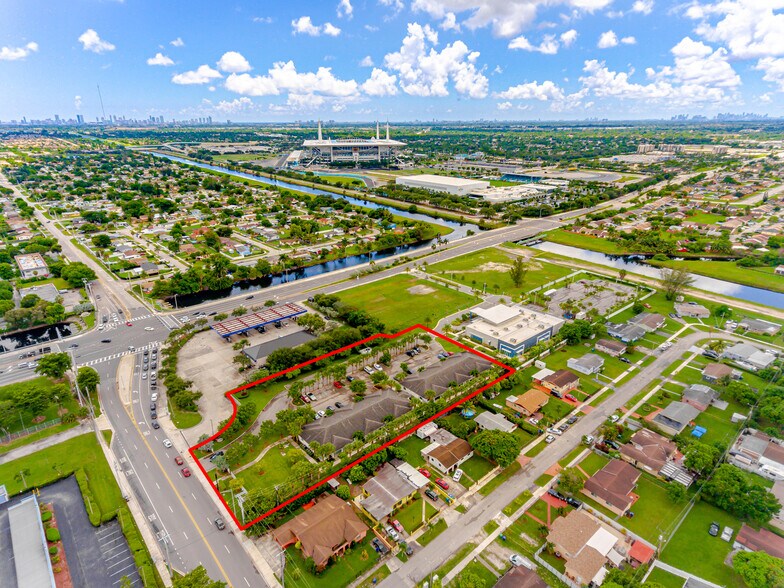 More Photos Of 20690 NW 27th Ave, Miami Gardens Multifamily For Sale