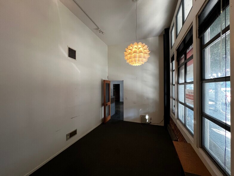 More Photos Of 1349 Larkin St, San Francisco Office For Sale