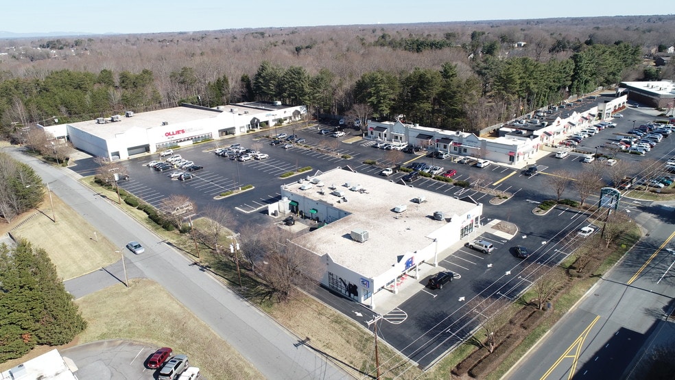 Primary Photo Of 5059 Country Club Rd, Winston-Salem Unknown For Lease