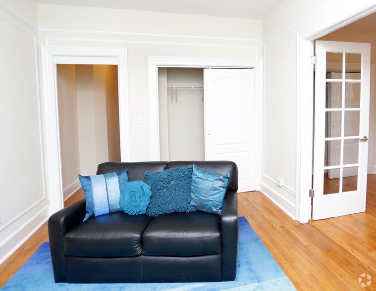 More Photos Of 1616 16th St NW, Washington Apartments For Sale