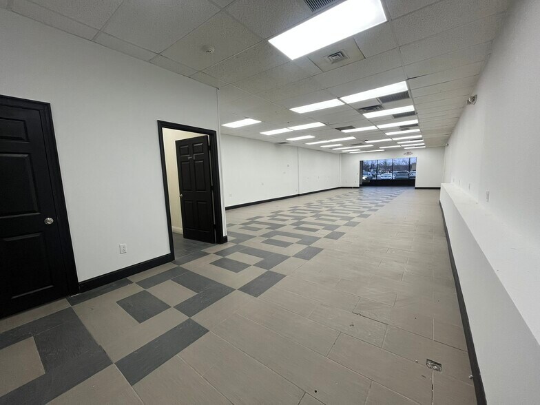 More Photos Of 2800-2866 Street Rd, Bensalem Unknown For Lease