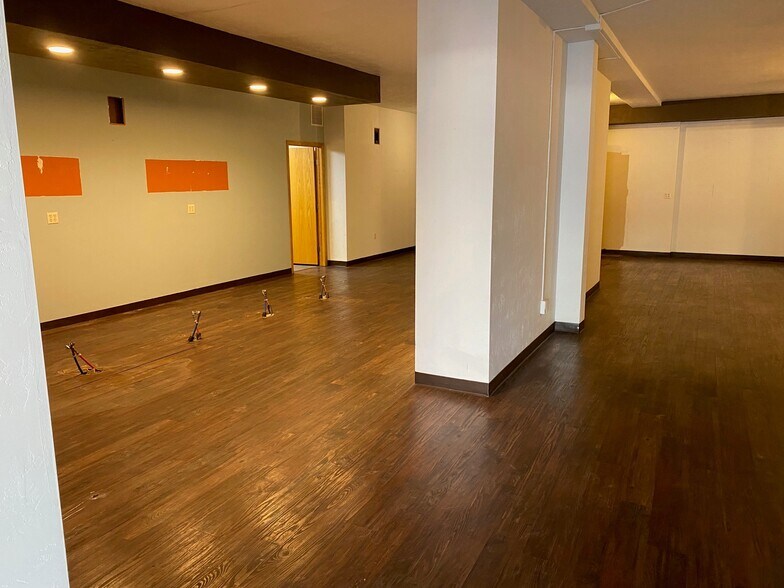 More Photos Of 110 S Main St, Brillion Storefront Retail Office For Sale