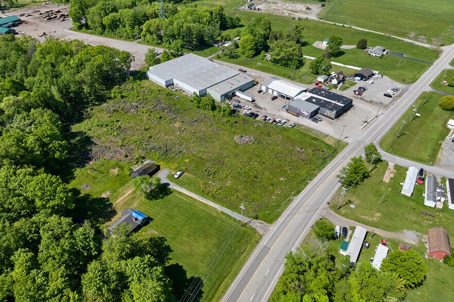 More Photos Of 7464 Sharon Mercer Rd, Mercer General Retail For Sale