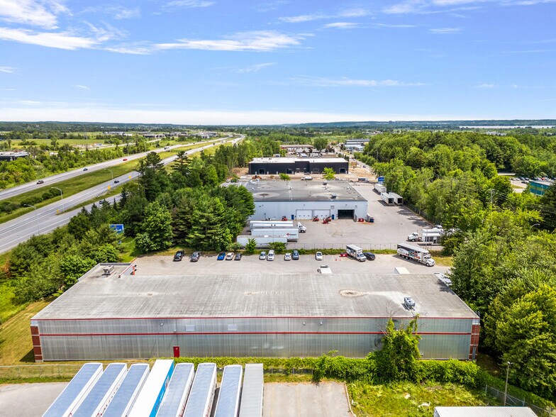 More Photos Of 1665 Rue Atmec, Gatineau Distribution For Lease