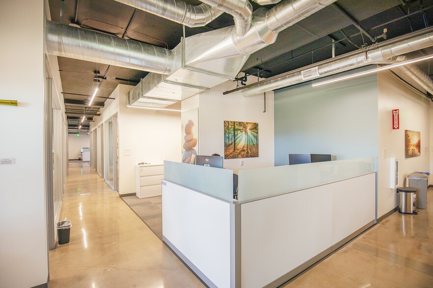 More Photos Of 7919 Folsom Blvd, Sacramento Office For Lease