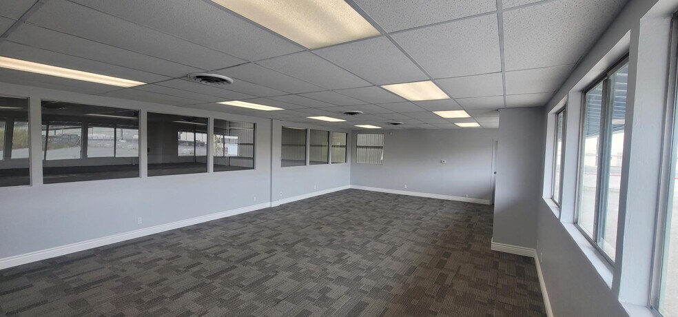 More Photos Of 2100 Davis St, San Leandro Warehouse For Lease