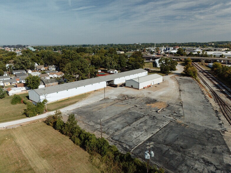 More Photos Of 1137 1st St, Henderson Warehouse For Lease