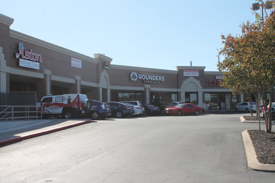 More Photos Of 14602-14630 Huebner Rd, San Antonio Unknown For Lease