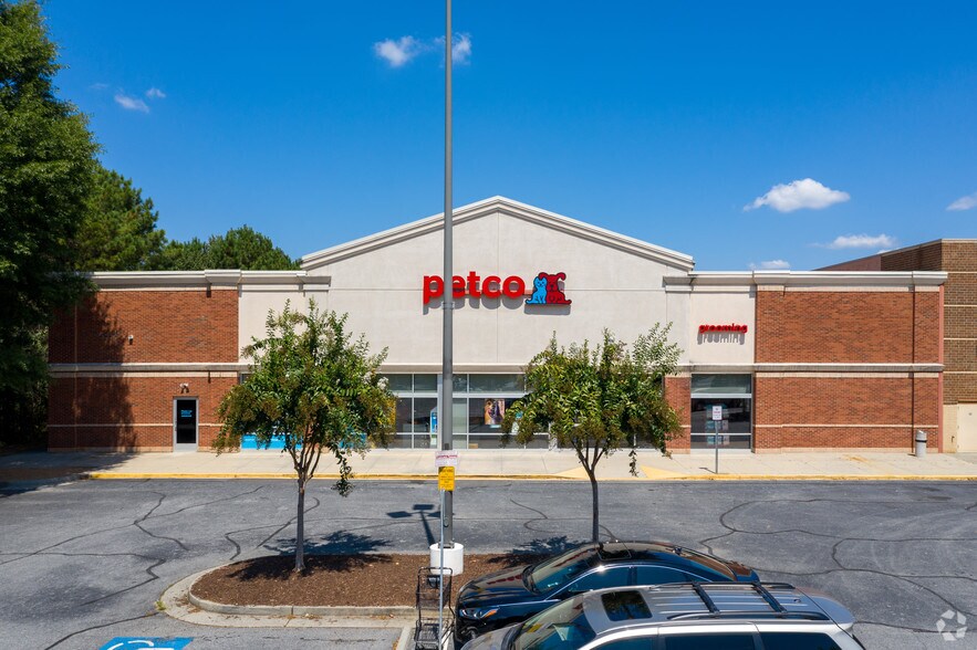 More Photos Of 2300 Holcomb Bridge Rd, Roswell Unknown For Lease