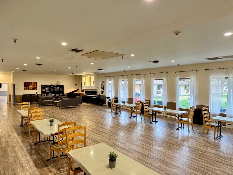 More Photos Of 424 Highway A 12, Grenada Truck Stop For Sale